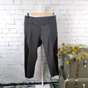 Aurum High-rise Colorblock Performance Cropped Leggings In Gray Size Large